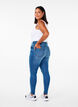 High-waisted Amy jeans met knoopsluiting, Blue Denim, Model image number 1