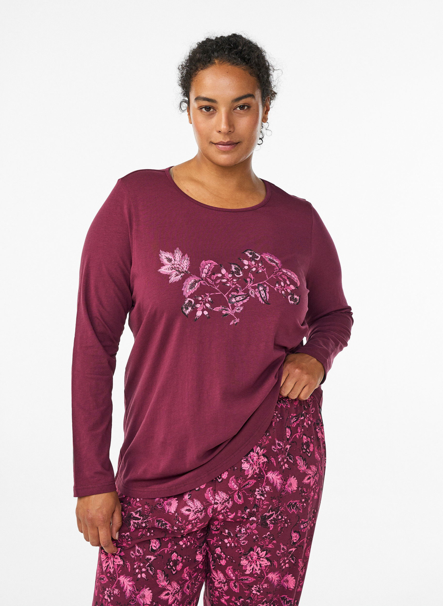 ZizziNacht top in katoen met print aan de voorkant, Rood, Model image number 0