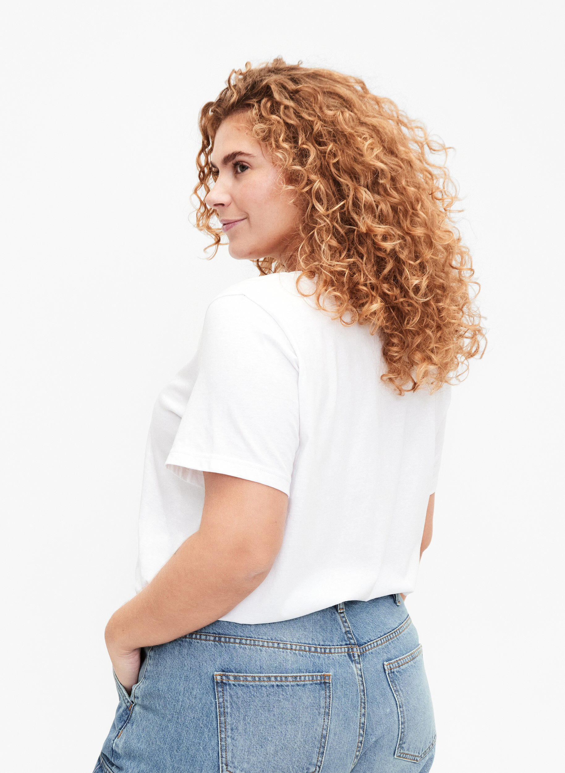 Zizzi Katoenen T-shirt met ronde hals en print, B. White W. Hearts, Model image number 1