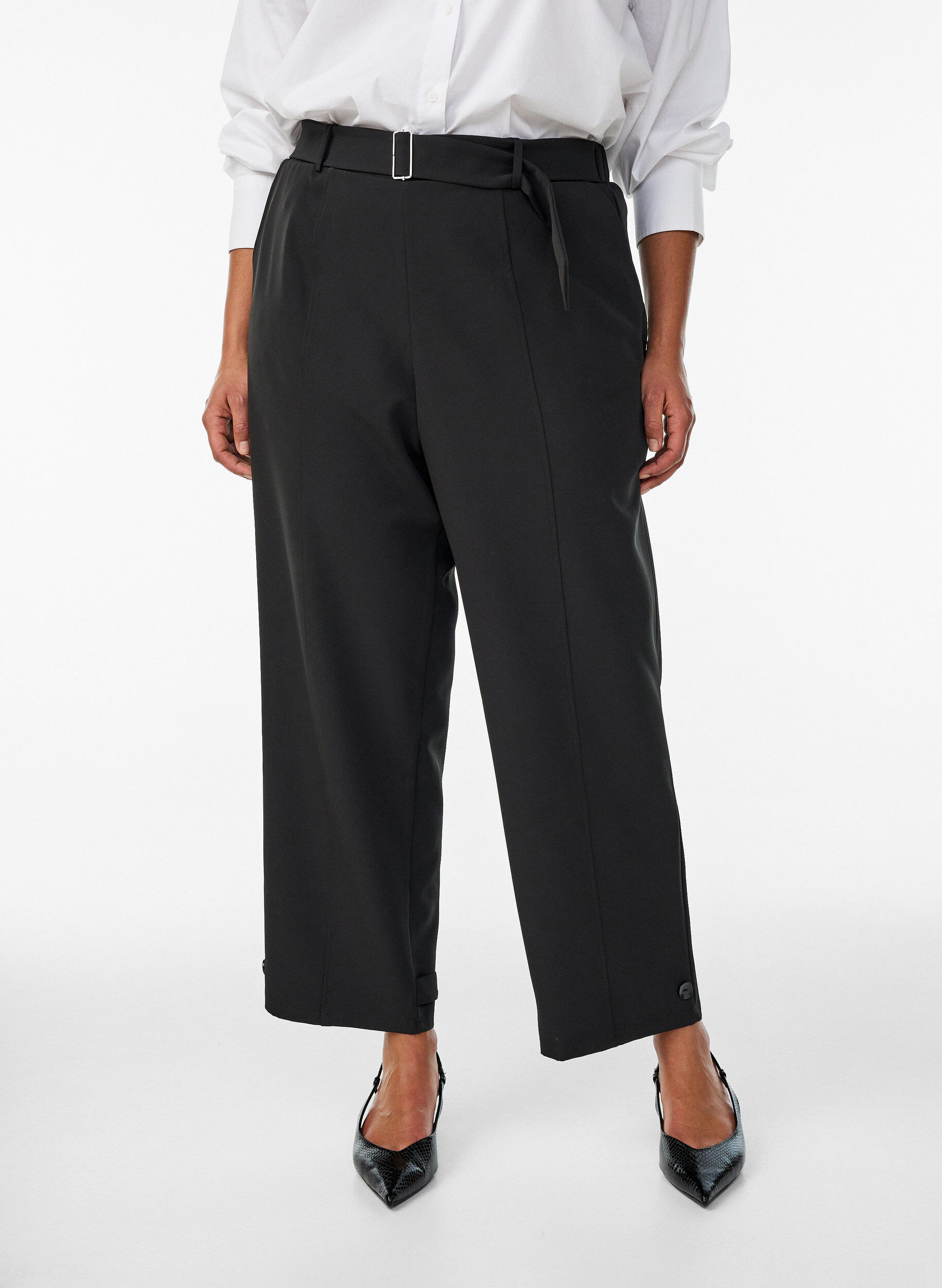 Zizzi High-waisted broek met riem, Zwart, Model image number 2