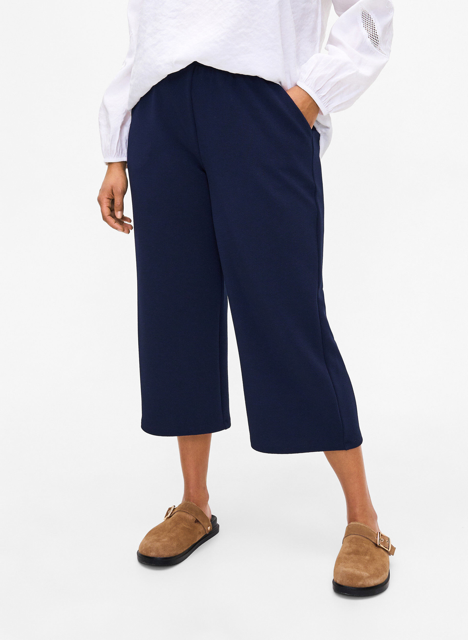 Zizzi Losse broek met 7/8 lengte, Blauw, Model image number 2