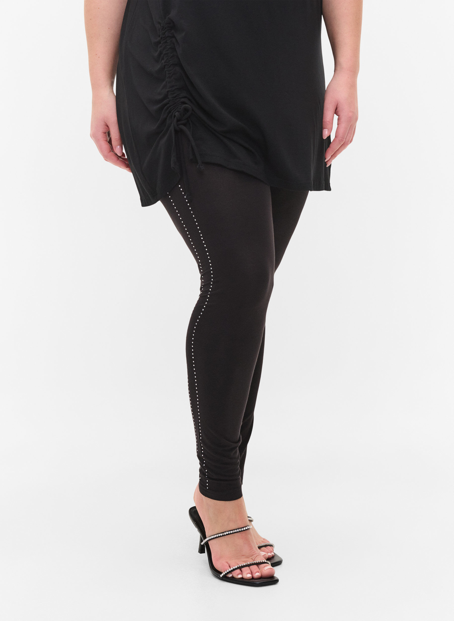 Zizzi Viscose legging met steentjes in de zijkant, Black, Model image number 2