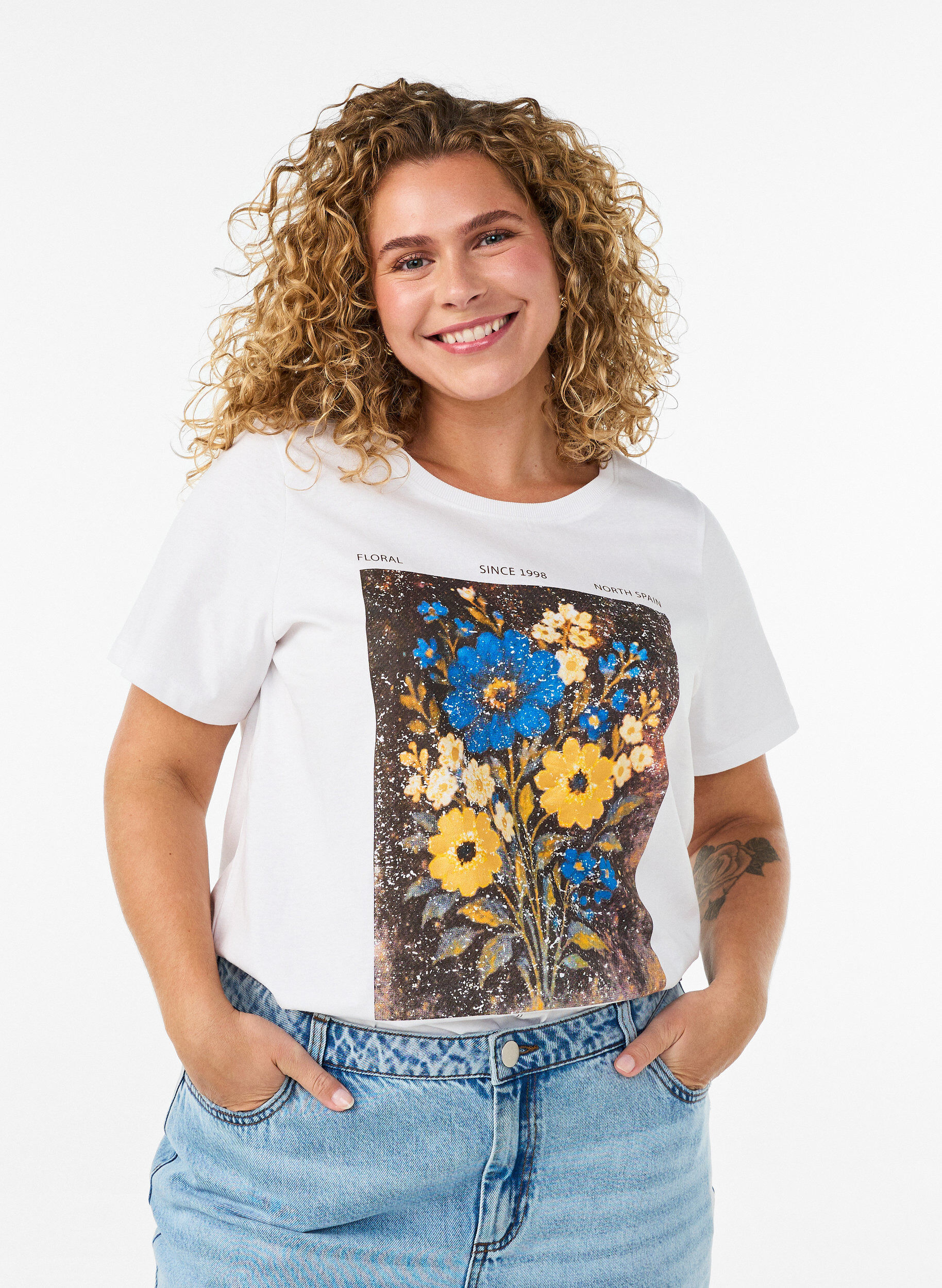 ZizziKatoenen T-shirt met print aan de voorkant, Wit, Model image number 0