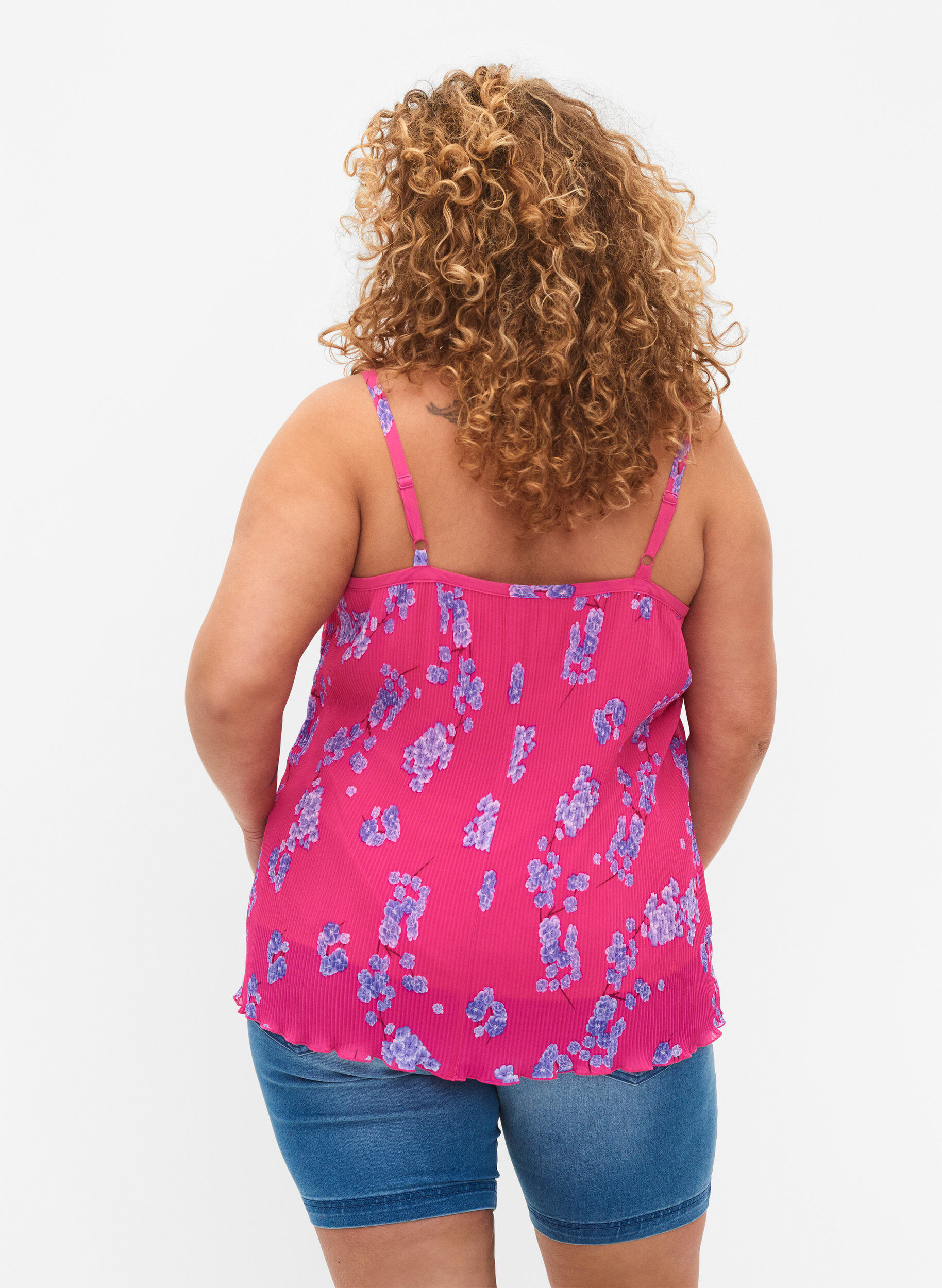 Zizzi Geplooid mouwloos topje, Beetroot Purple AOP, Model image number 1