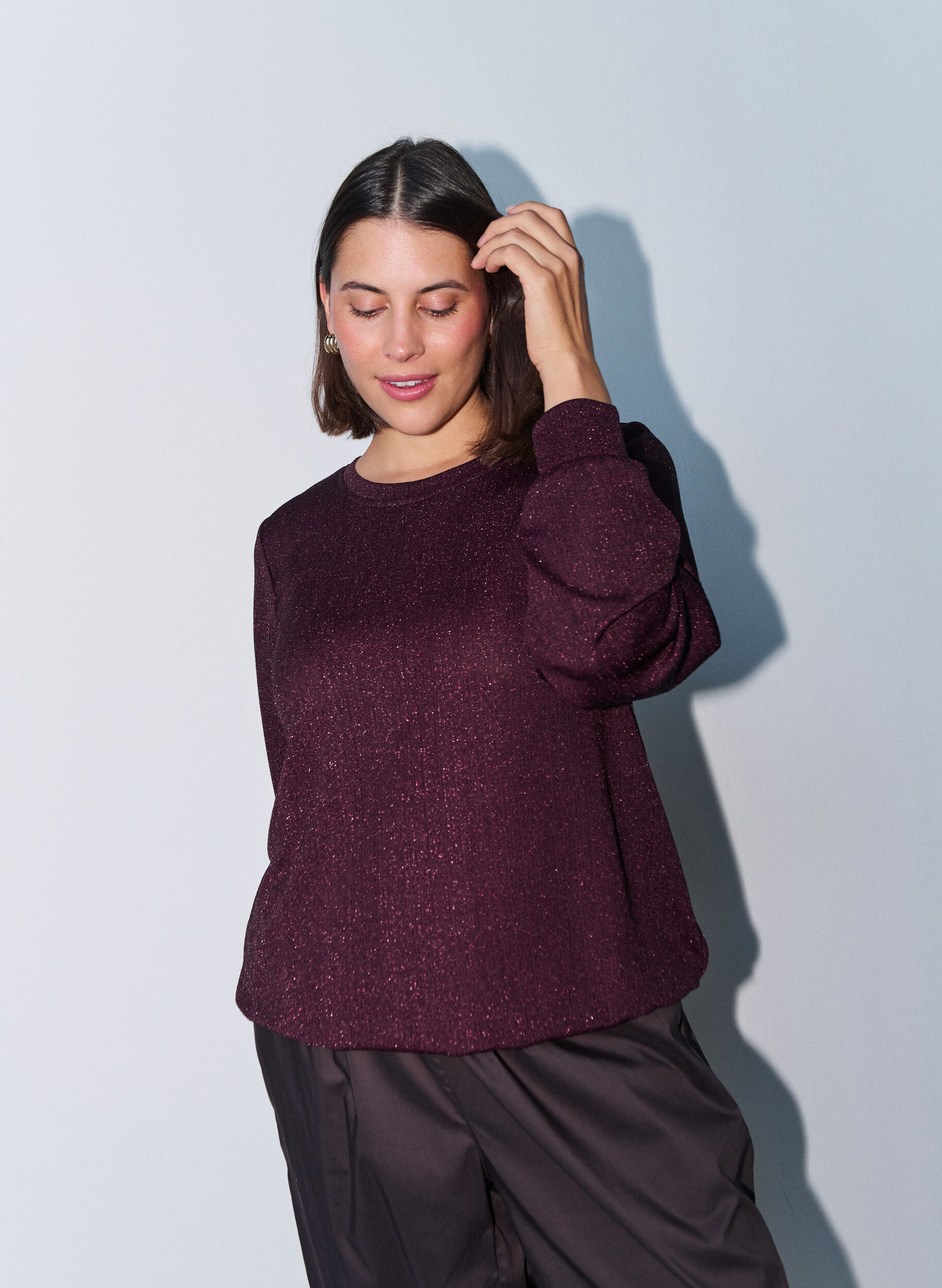 ZizziBlouse met verticale structuur en glitterdraad, Rood, Model image number 0