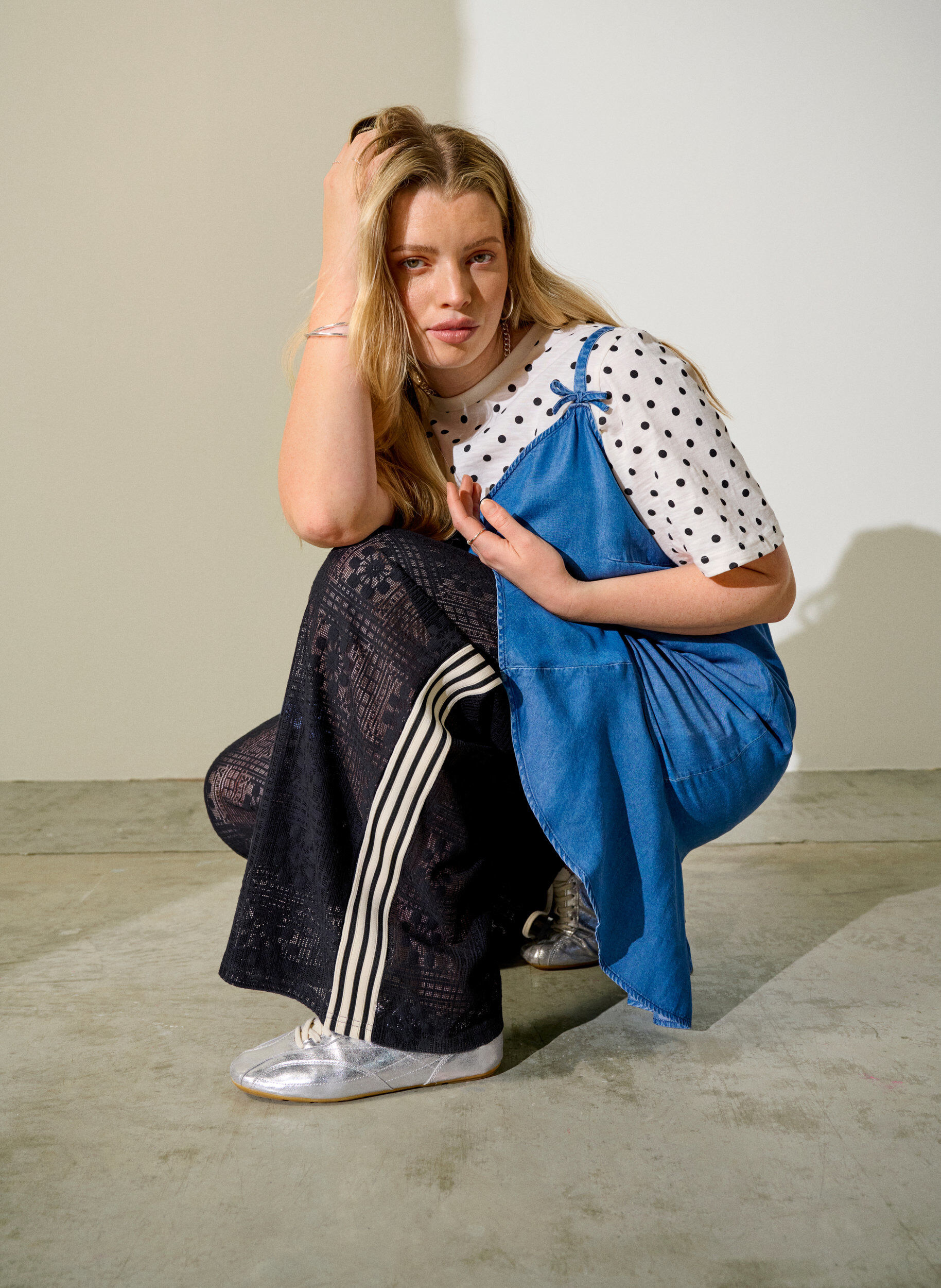 Zizzi Wijde kanten broek met contrasterende strepen, Zwart, Image image number 0