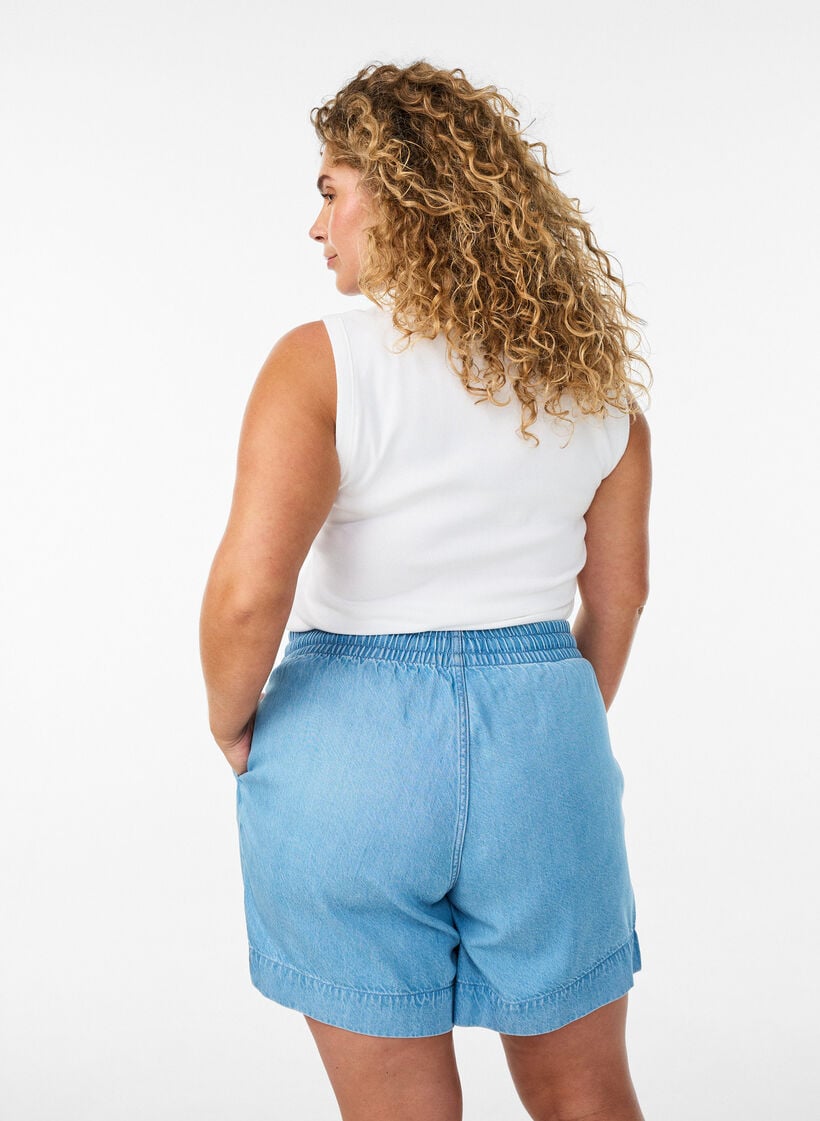 Denim-look shorts met een elastische tailleband en trekkoord, Blauw, Model image number 2