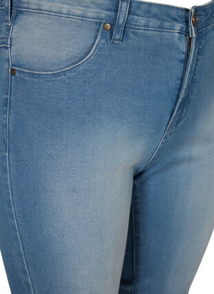 High waist Amy capri jeans met super slim fit, Light blue denim, Packshot image number 2