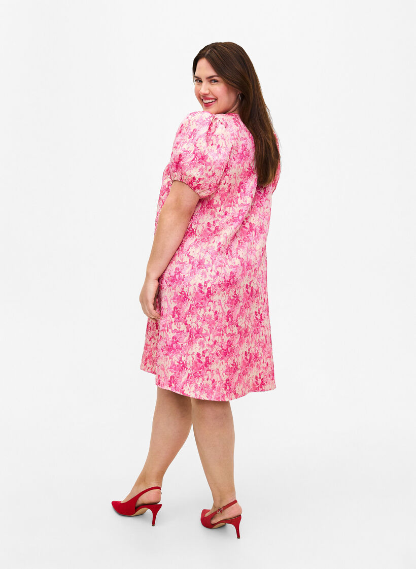 Jurk met korte pofmouwen, Chateau Rose AOP, Model image number 1