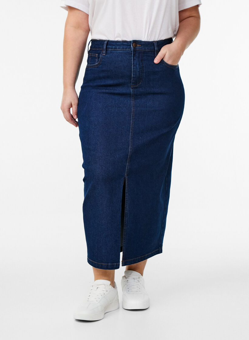 FLASH - Halflange denimrok met een voorsplit, Blauw, Model image number 2