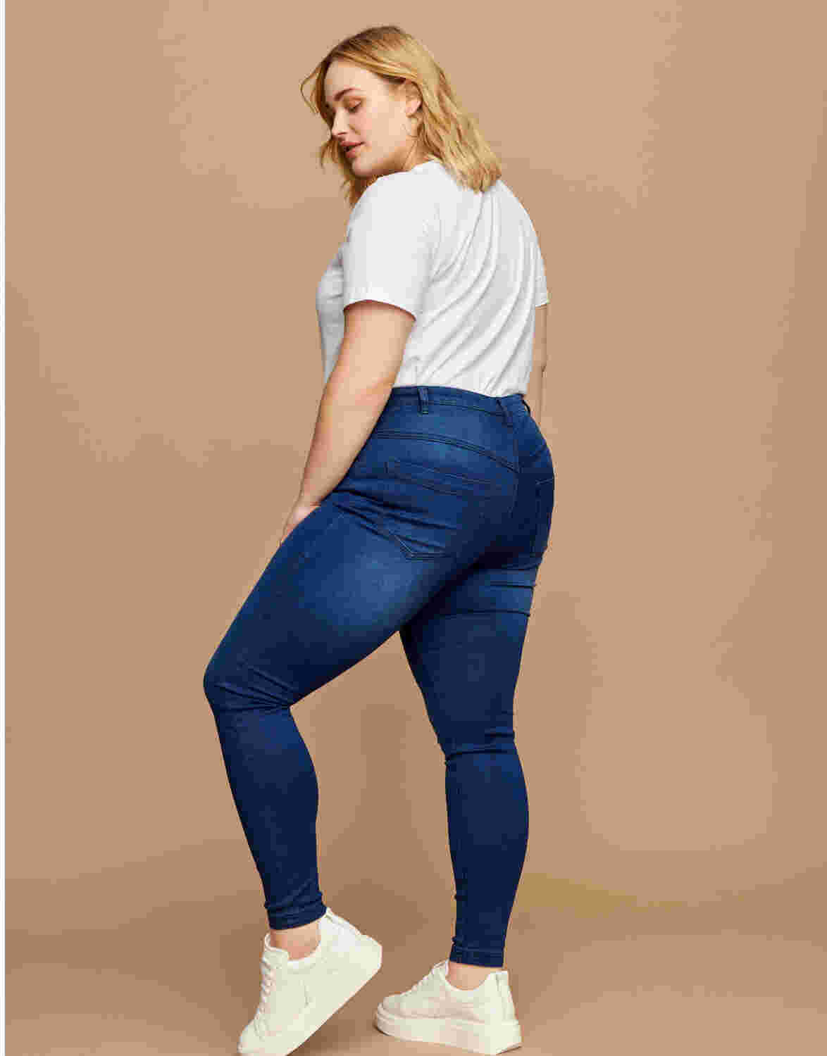 Amy jeans
