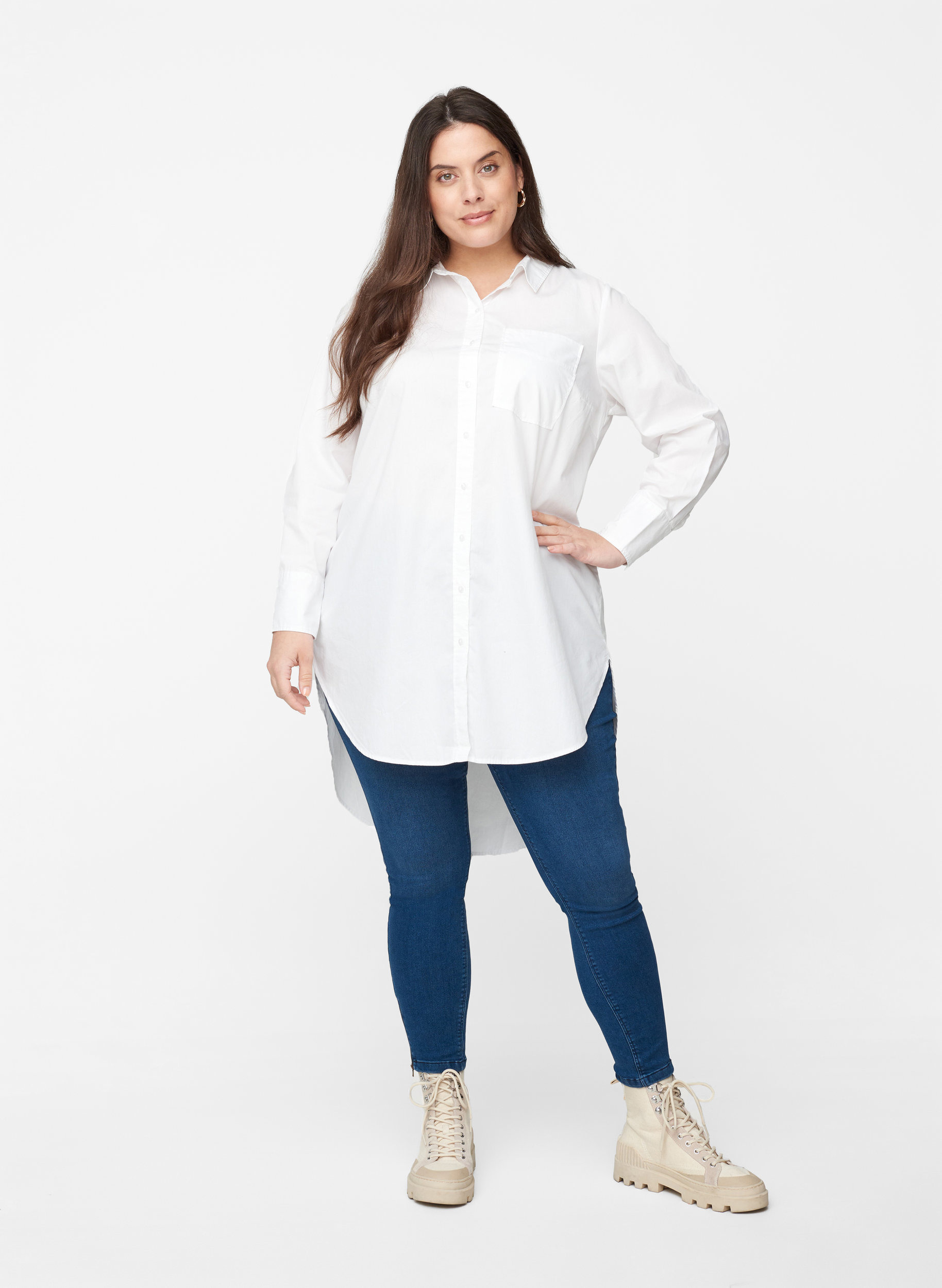 Lange katoenen blouse met borstzakje, White, Model image number 2