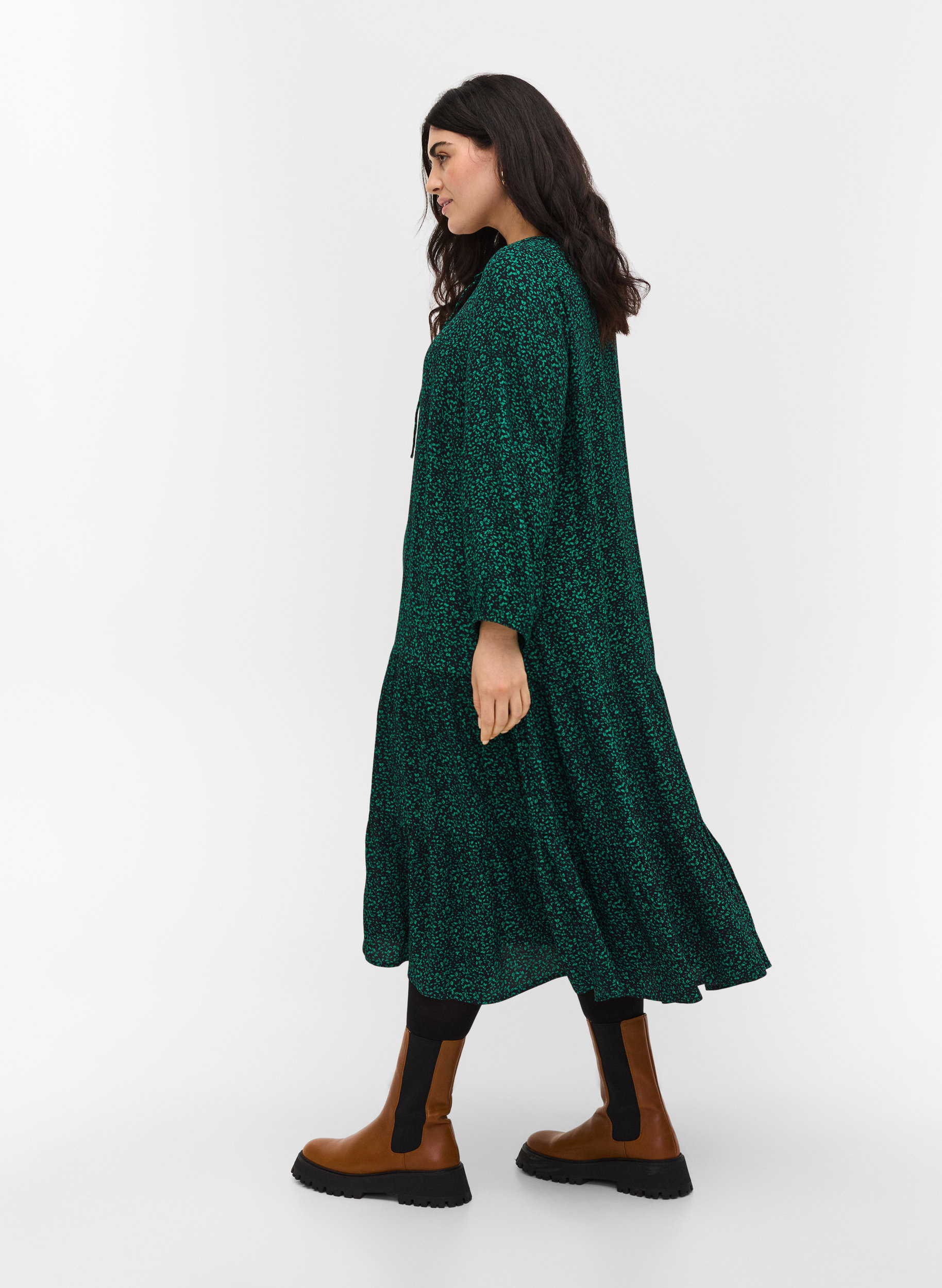 Midi-jurk met print in 100% viscose, Black Green AOP, Model image number 1