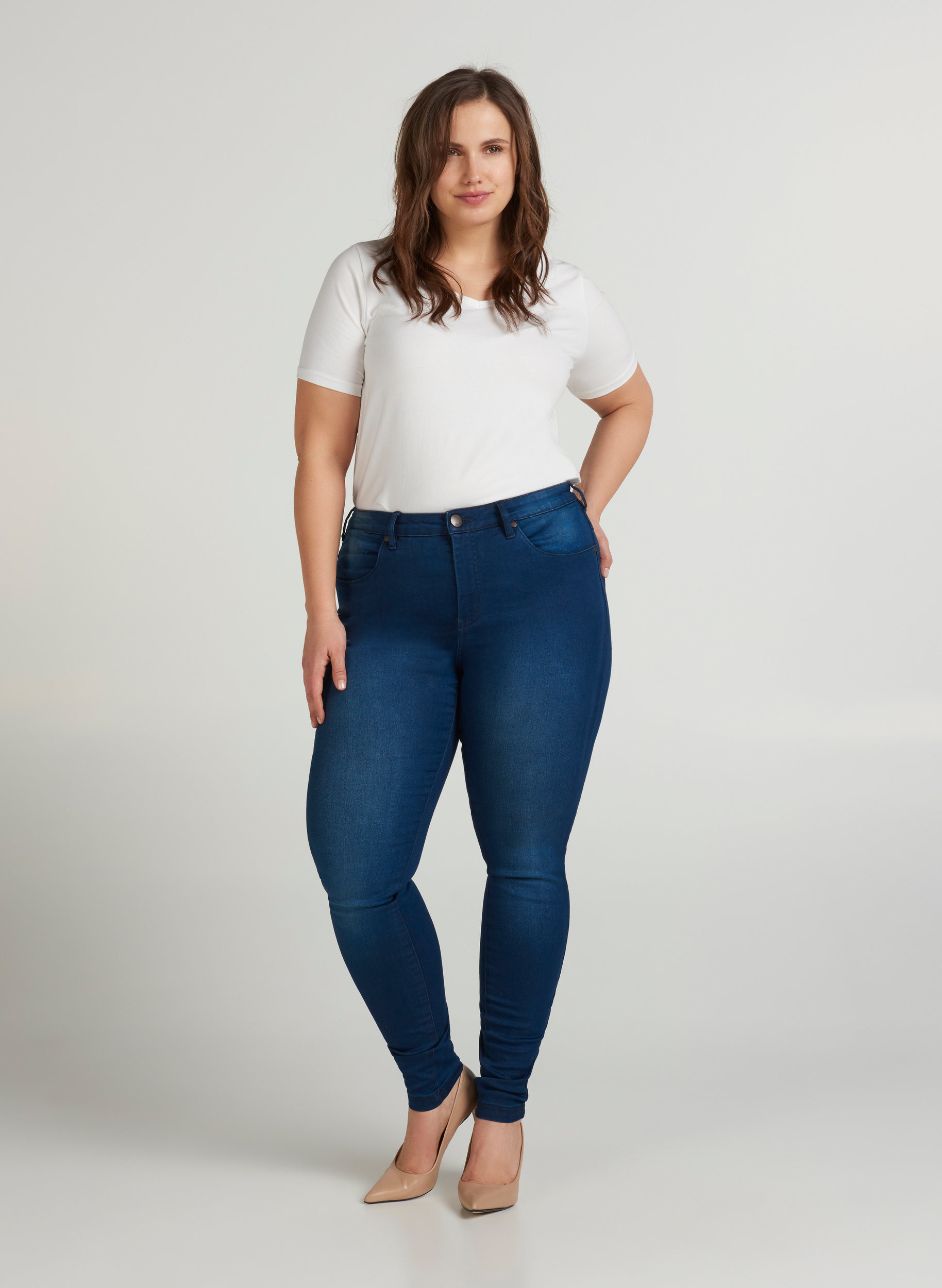 Super slim fit Amy jeans met hoge taille , Blue denim, Model image number 5