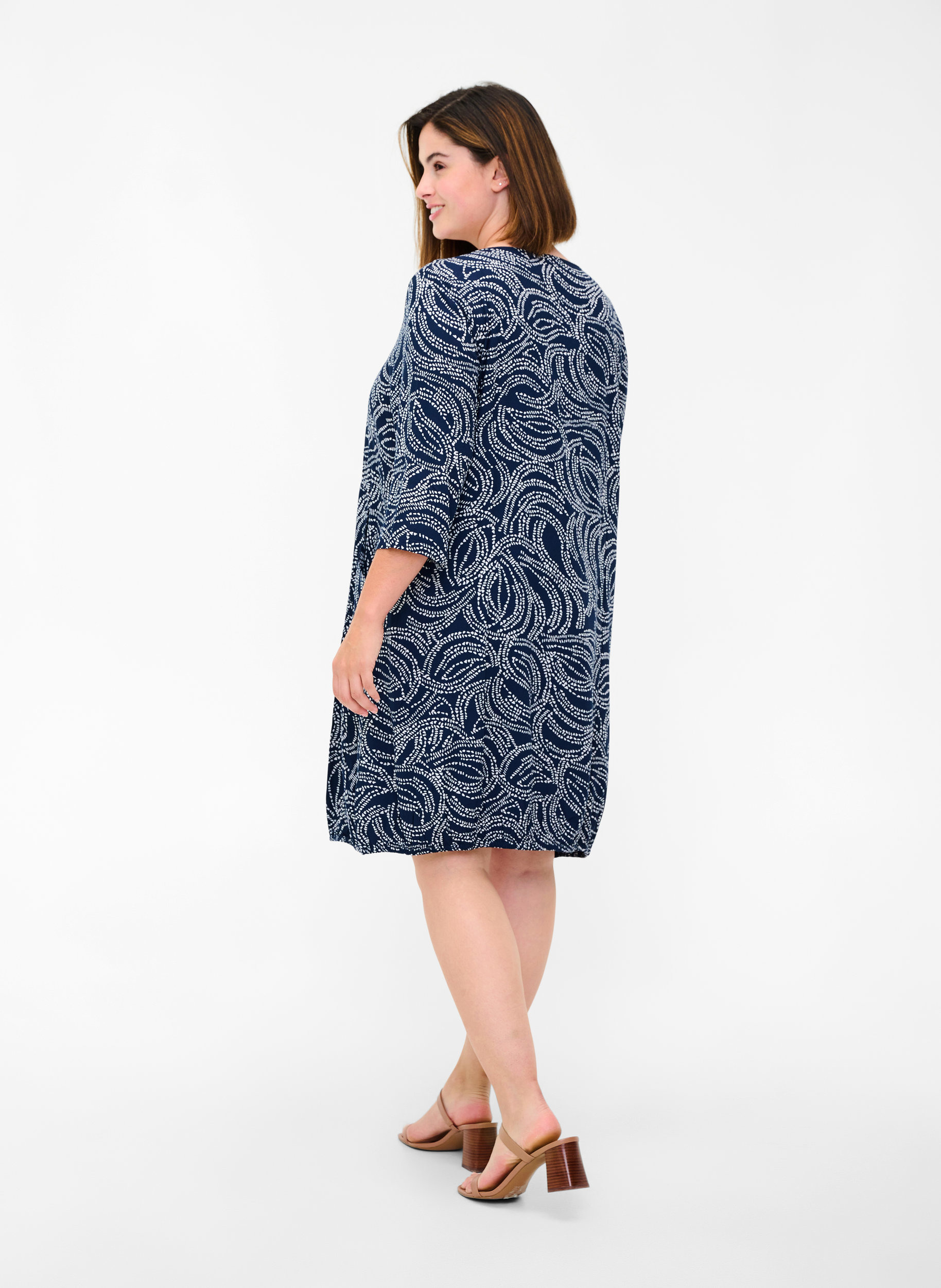 Viscose jurk met 3/4 mouwen, Blue Graphic, Model image number 1