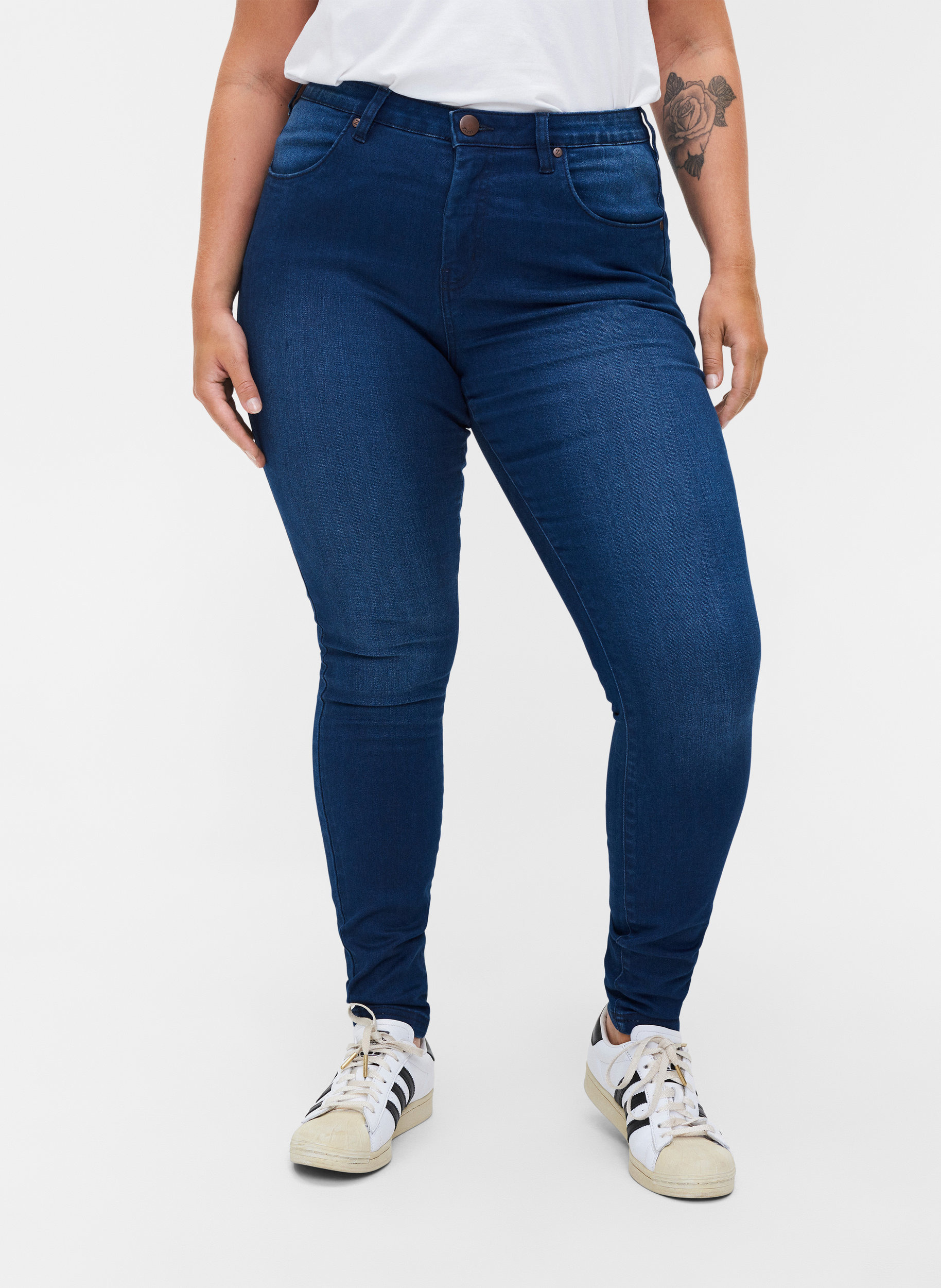 Super slim fit Amy jeans met hoge taille , Blue denim, Model image number 3