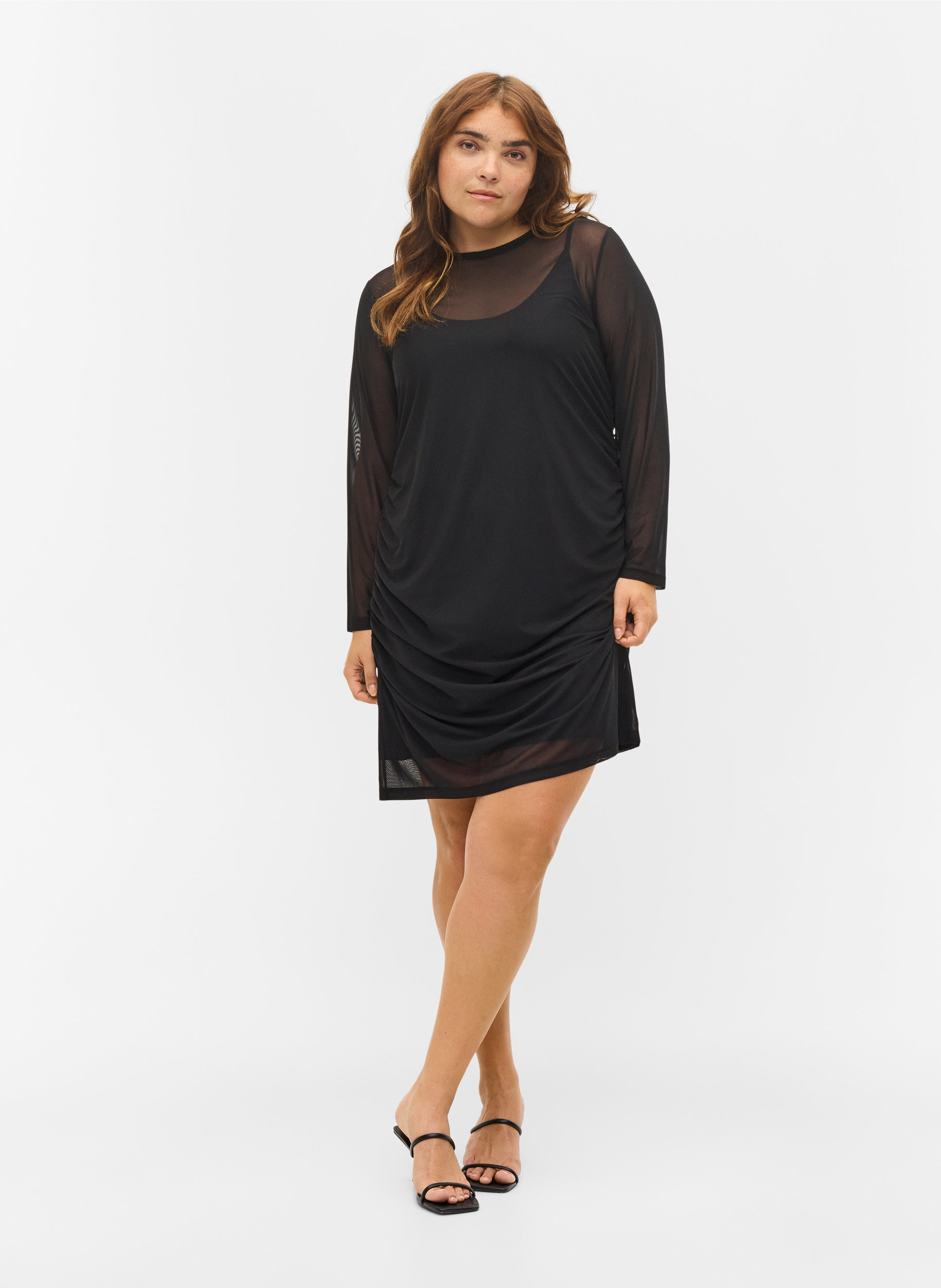 Nauwsluitende mesh jurk met 3/4 mouwen, Black, Model image number 2