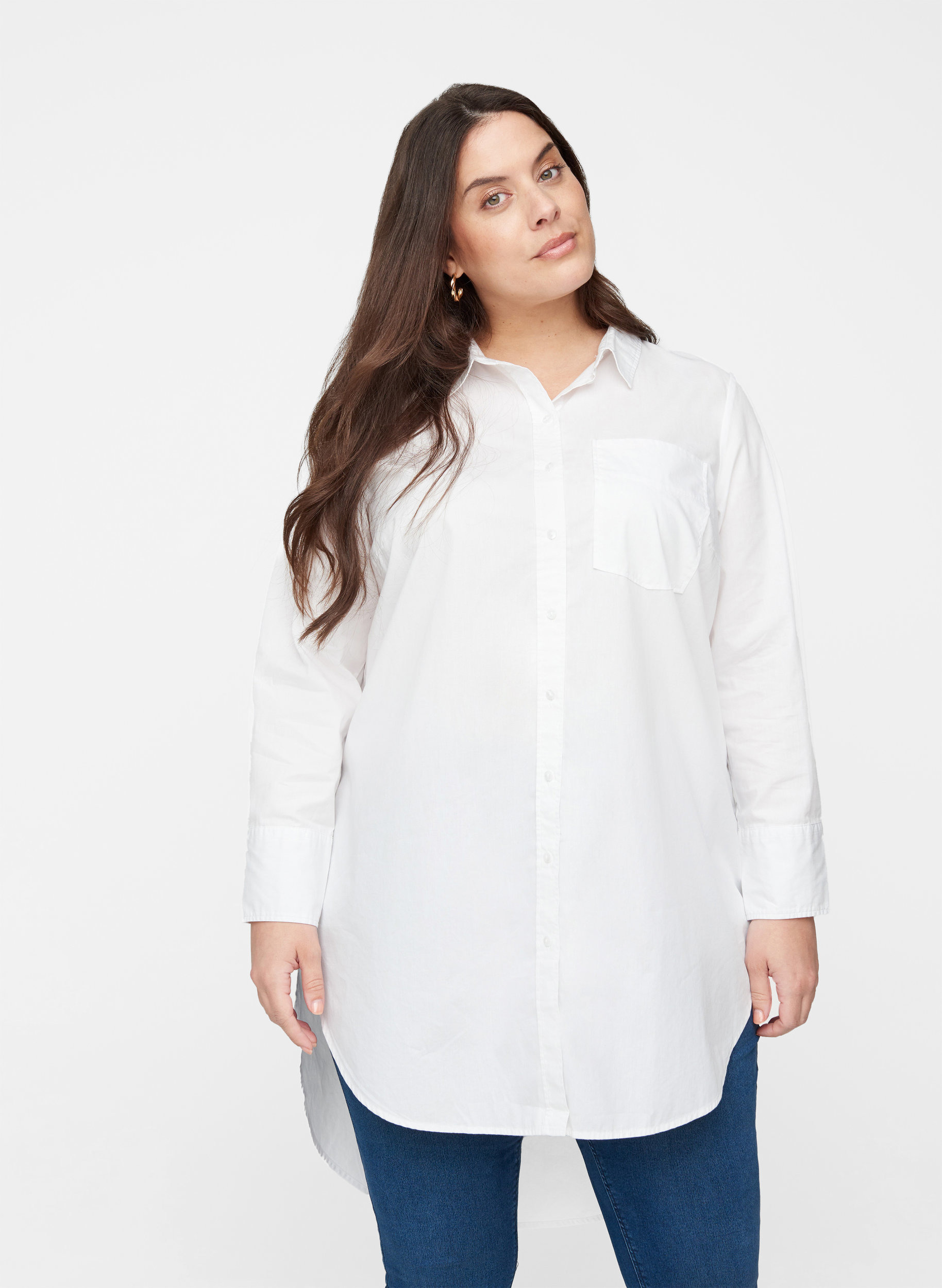 Lange katoenen blouse met borstzakje, White, Model