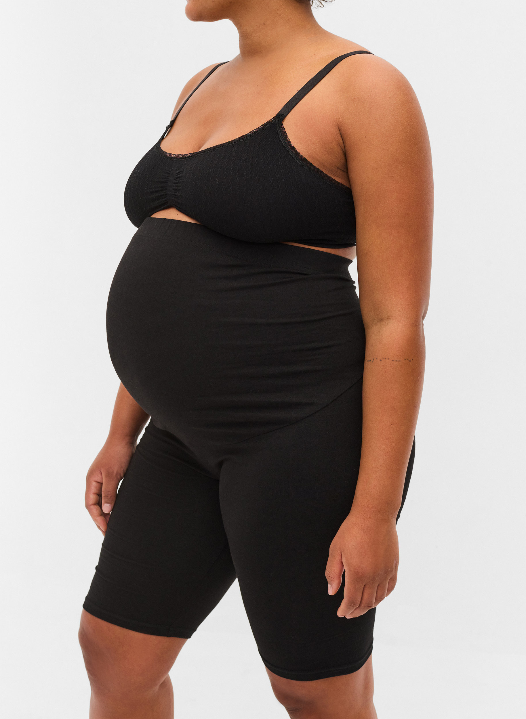 Nauwsluitende zwangerschapsshort, Black, Model image number 3
