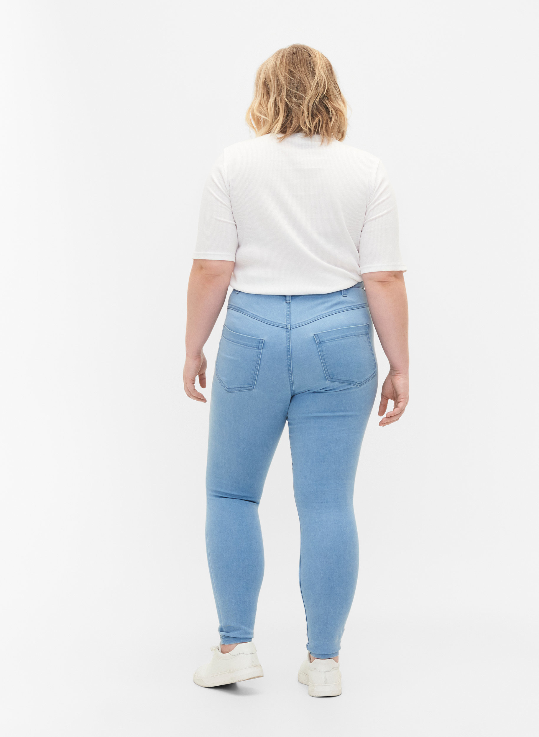 Super slim fit Amy jeans met hoge taille, Ex Lt Blue, Model image number 1
