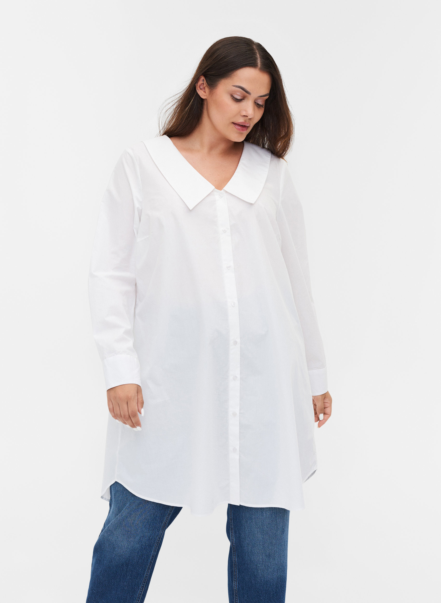 Lange, katoenen blouse met grote kraag, Bright White, Model image number 0