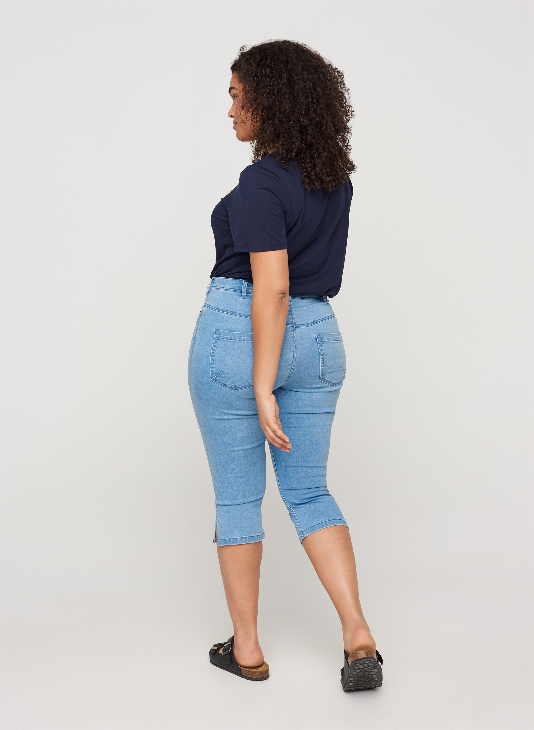 Hoge taille capri jeans met katoenmix - Blauw - Maat 42-60 - Zizzi